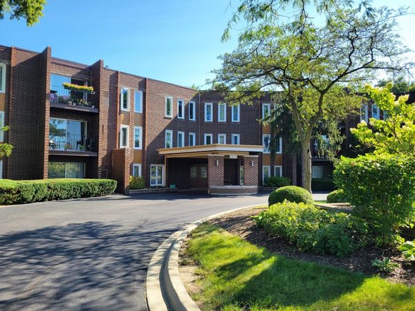 1425 Sandpebble Drive , Unit 228, Wheeling, IL 60090