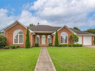 941 Lynn Oaks Street  Tuscaloosa, AL 35406