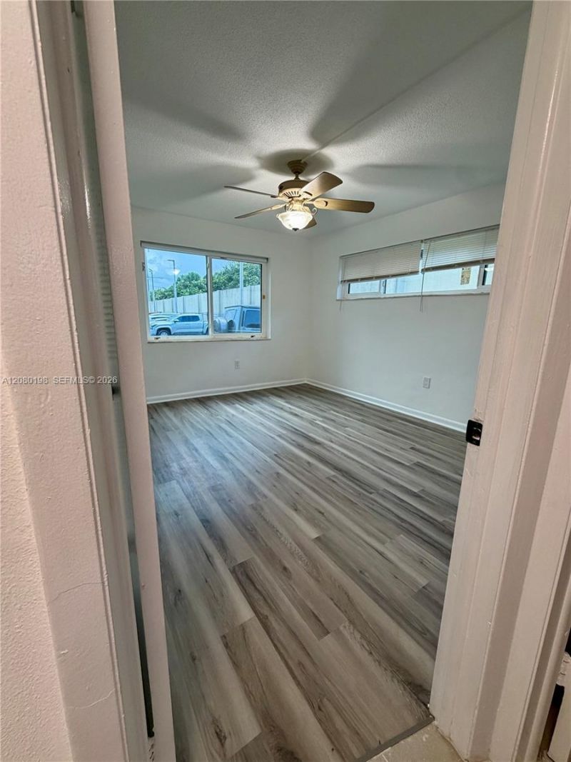 1101 NE 191st St, Unit H101, Miami, FL 33179 Photo