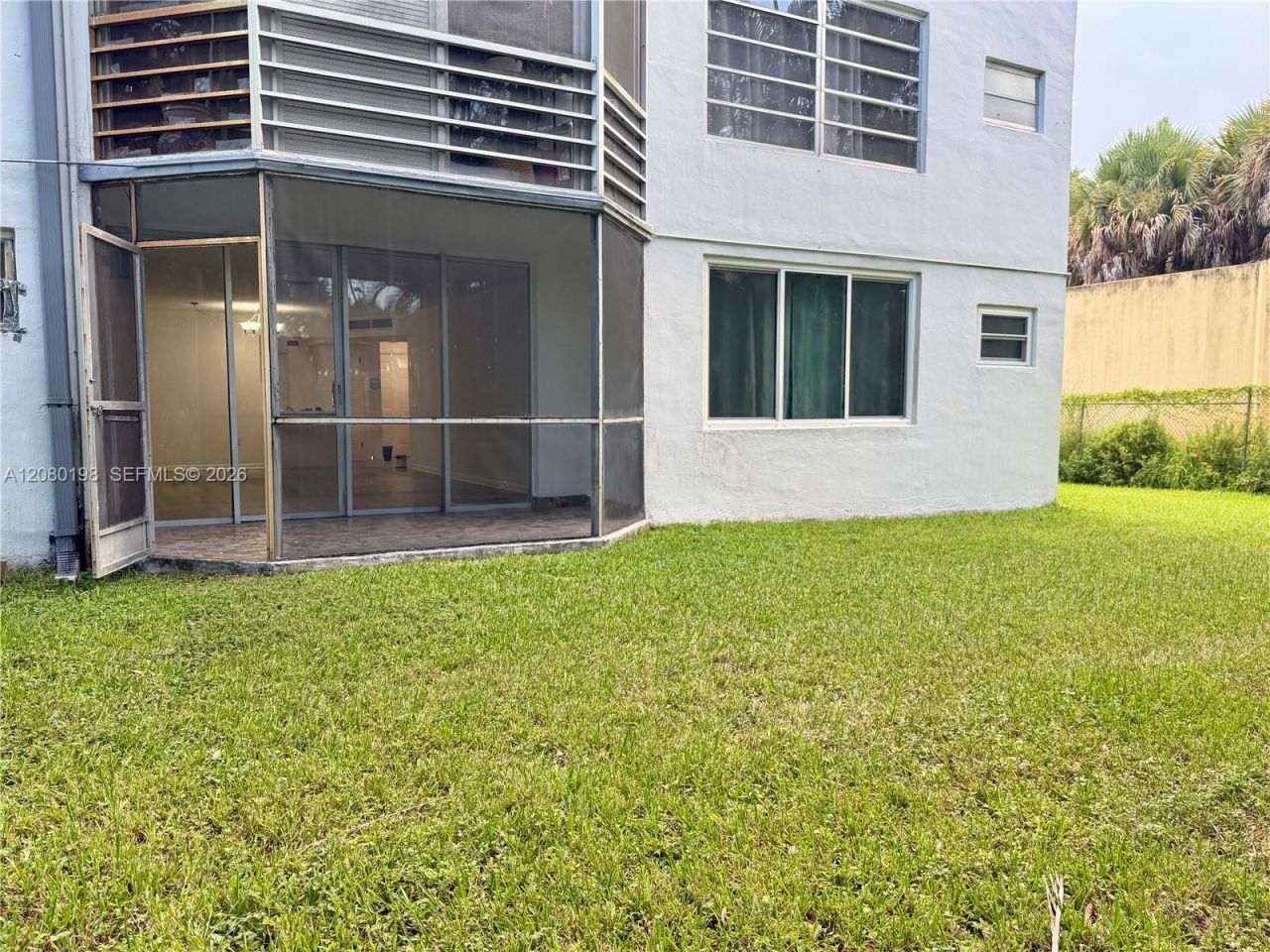 1101 NE 191st St, Unit H101, Miami, FL 33179 Photo
