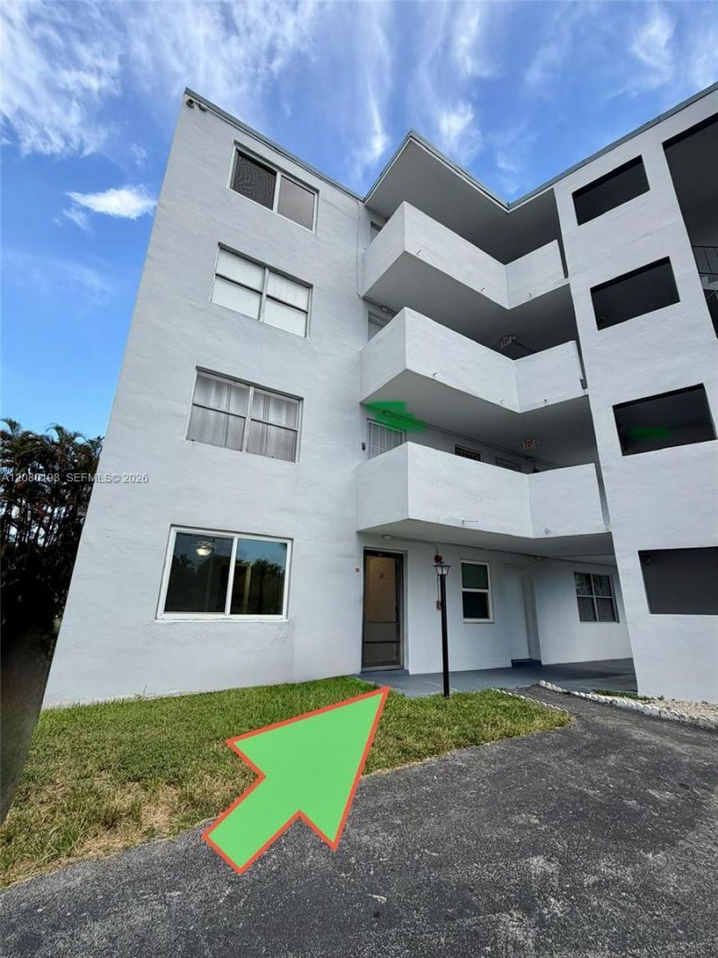1101 NE 191st St, Unit H101, Miami, FL 33179 Photo