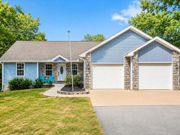 15584 Hammer Road , Neosho, MO 64850
