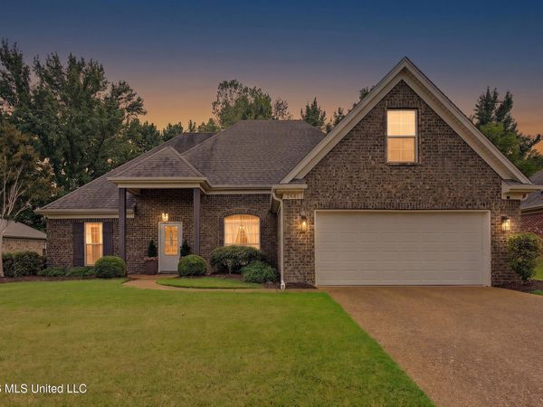 2681 Cherry Tree Drive, Southaven, MS 38672