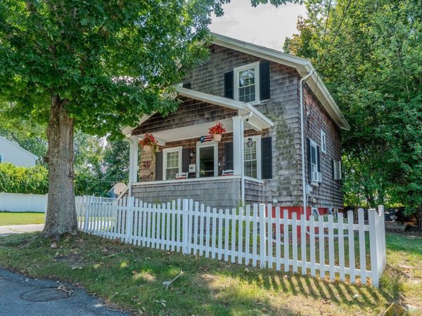 135 Thurber Ave, Somerset, MA 02725