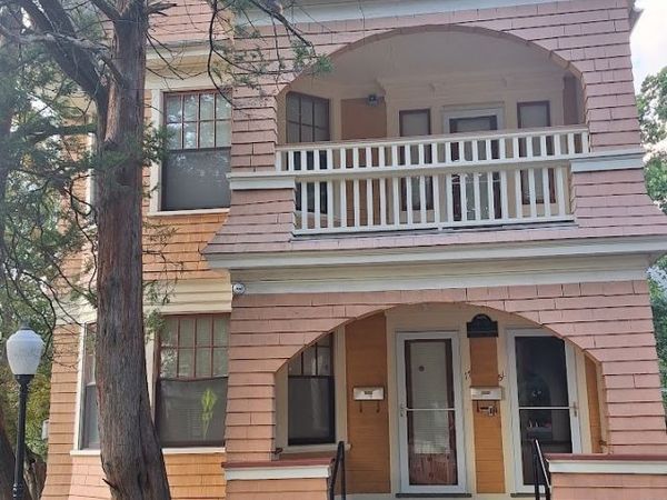 515 Whalley , New Haven, CT 06511
