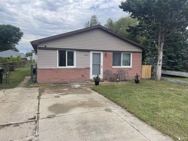 16956 Jackson St Street, Wayne, MI 00000