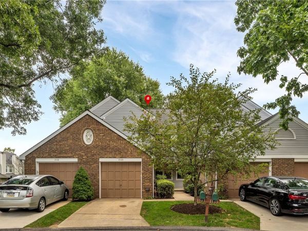 1535 Merion Lane , Oakmont, PA 15139