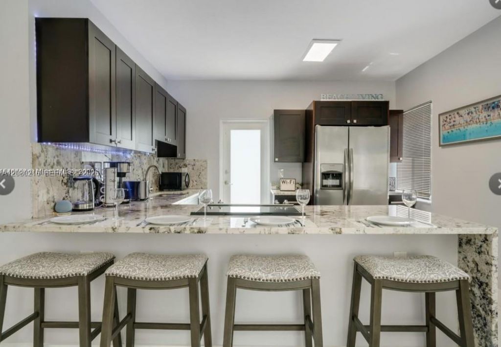 1526 NE 110th St, Unit A, Miami, FL 33161 Photo