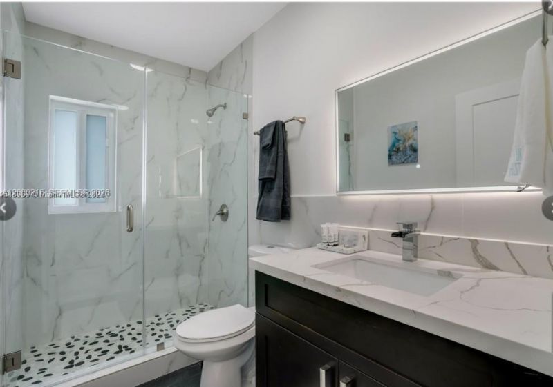 1526 NE 110th St, Unit A, Miami, FL 33161 Photo