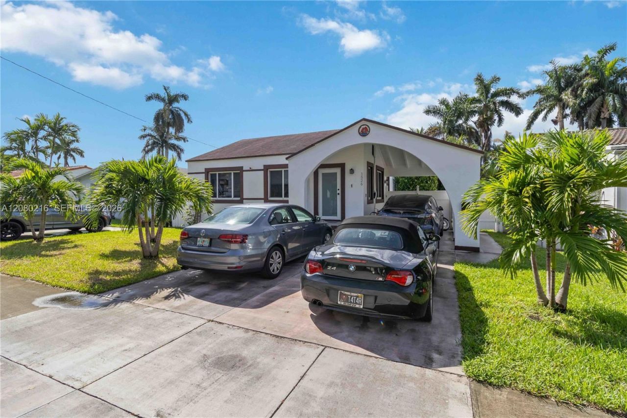 1526 NE 110th St, Unit A, Miami, FL 33161 Photo