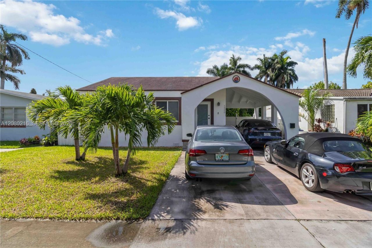 1526 NE 110th St, Unit A, Miami, FL 33161 Photo