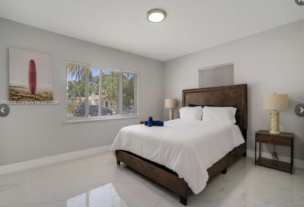 1526 NE 110th St, Unit A, Miami, FL 33161 Photo