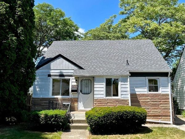 20495 Mendota Street, Detroit, MI 48221