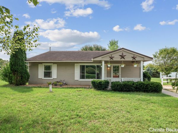 88 E Parmeter Road, Ionia, MI 48846