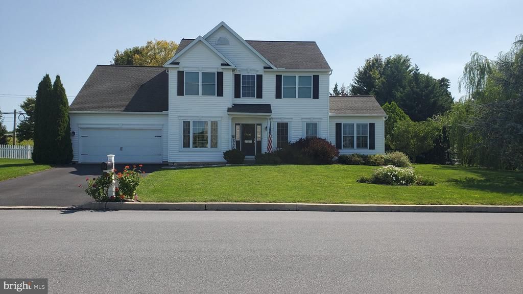 434 SWEETWATER DRIVE , PALMYRA, PA 17078