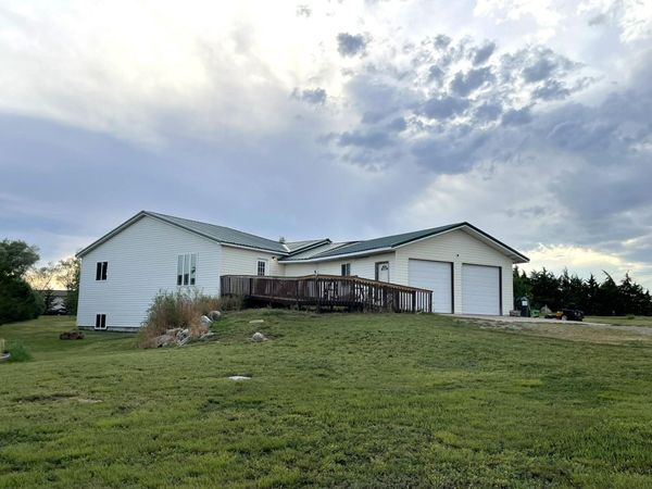 29275 Rooney Street, Pierre, SD 57501
