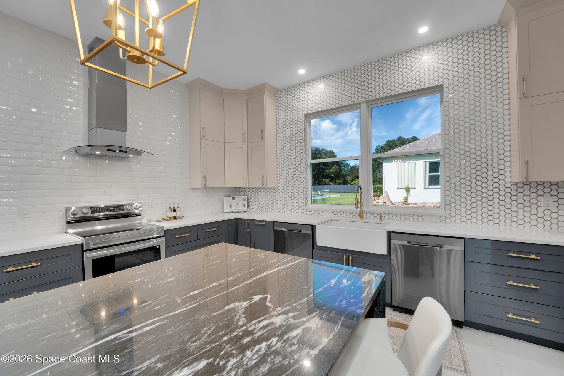 8710 Lake Ridge Drive, Grant-valkaria, FL 32909 Photo