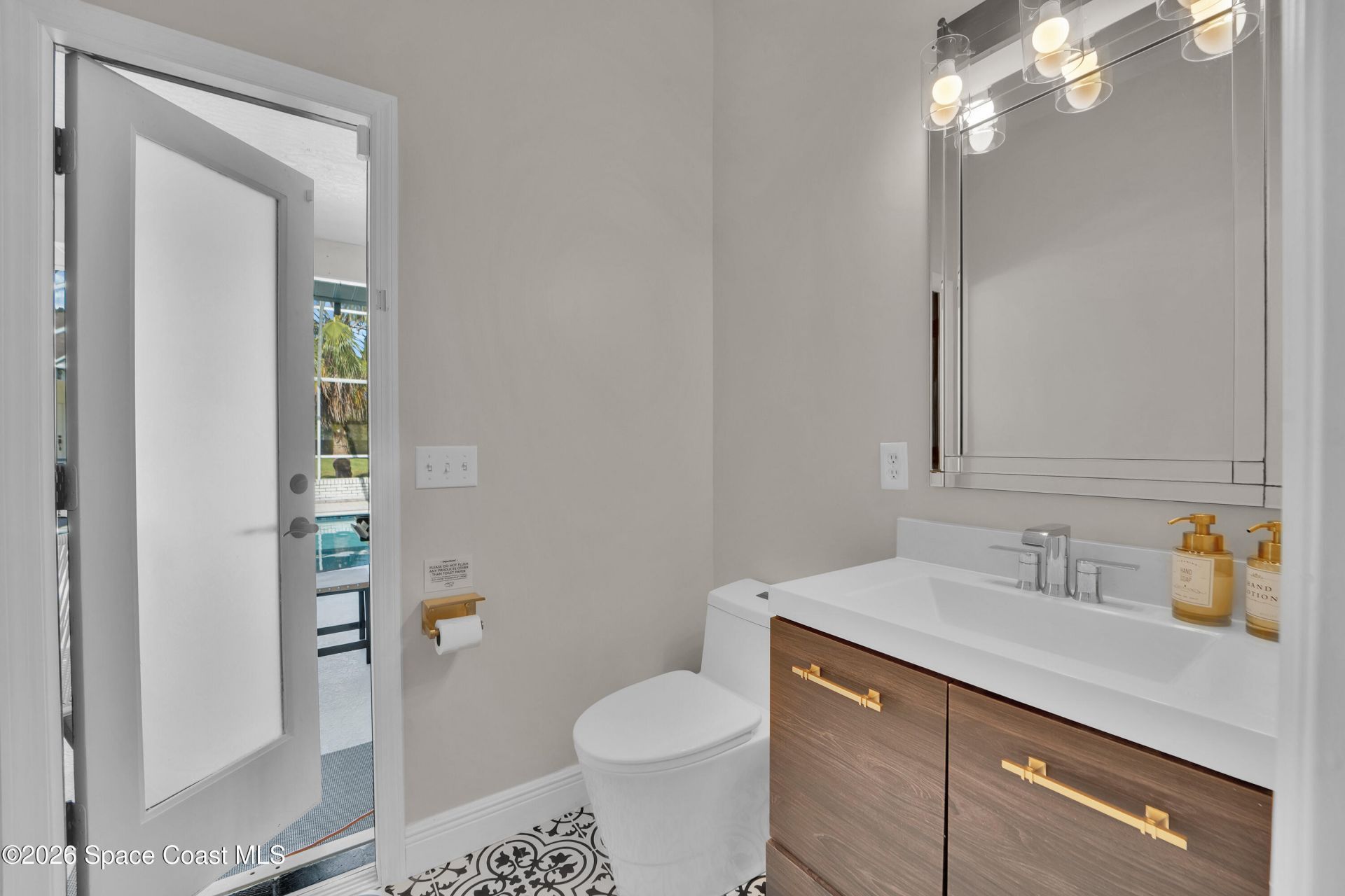 8710 Lake Ridge Drive, Grant-valkaria, FL 32909 Photo