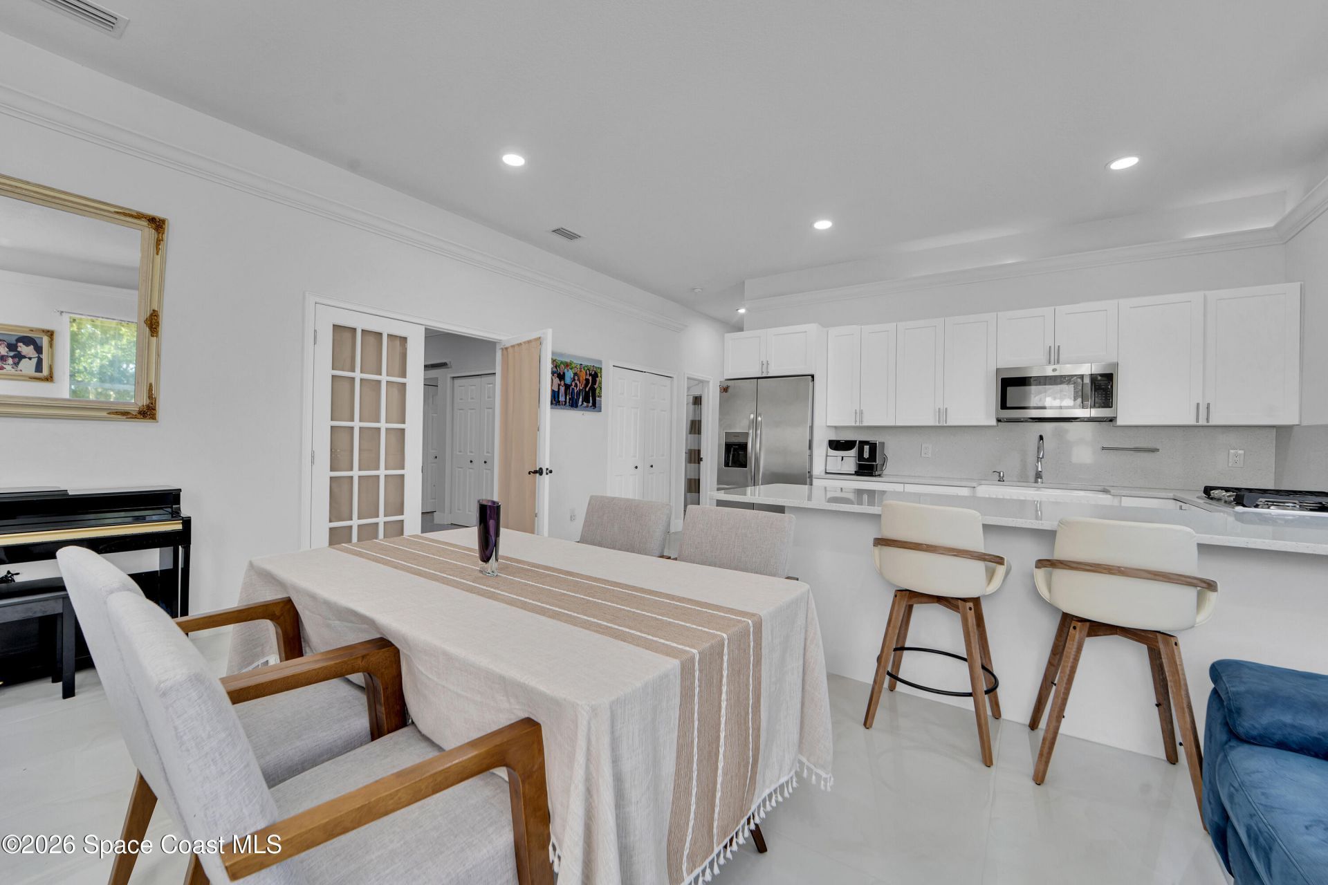 8710 Lake Ridge Drive, Grant-valkaria, FL 32909 Photo