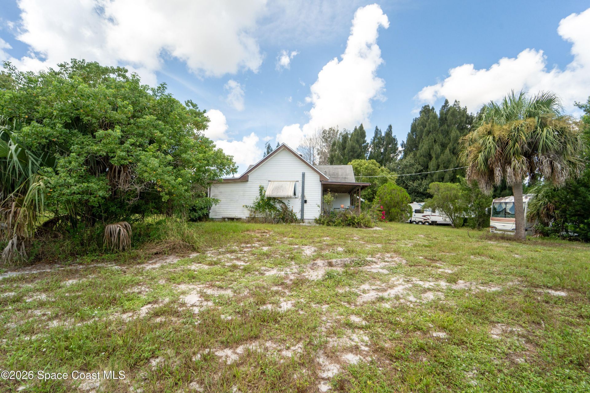6715 Whispering Pines Lane, Grant, FL 32949 Photo