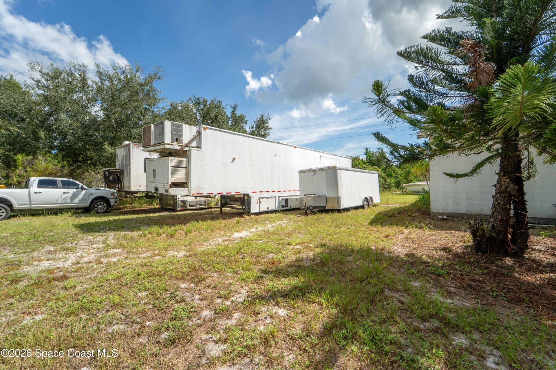 6715 Whispering Pines Lane, Grant, FL 32949 Photo