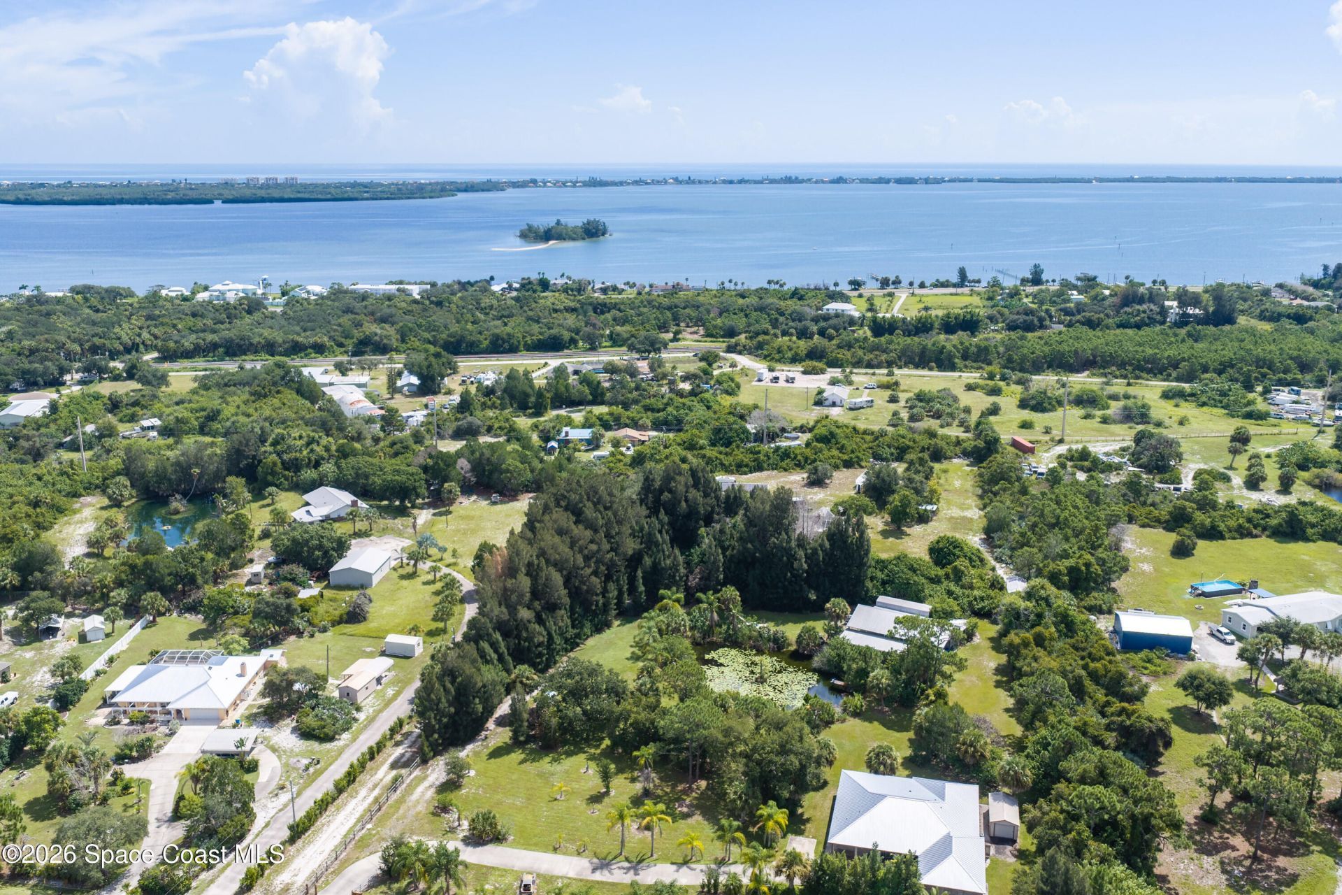 6715 Whispering Pines Lane, Grant, FL 32949 Photo