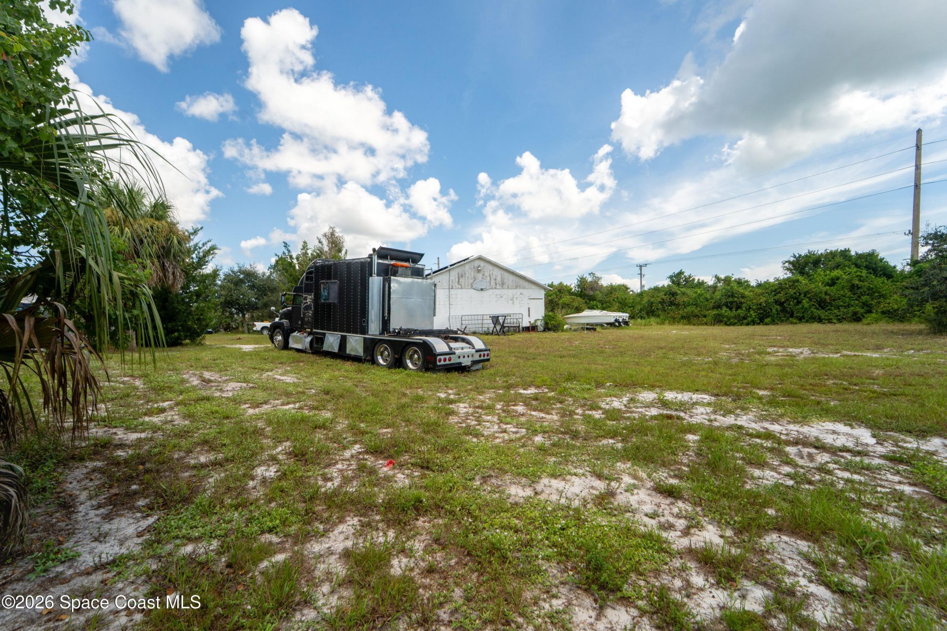 6715 Whispering Pines Lane, Grant, FL 32949 Photo