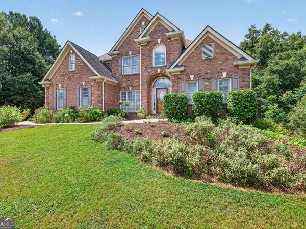 2194 NE Indian Shoals Drive NE, Loganville, GA 30052
