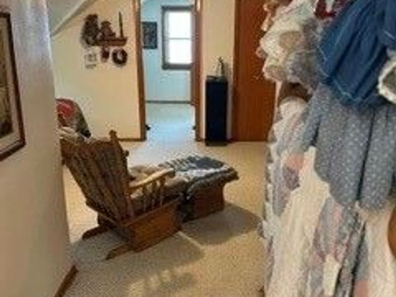 891 Roland Road, Lyndhurst, OH 44124 Photo 12