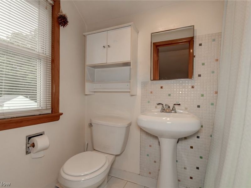 891 Roland Road, Lyndhurst, OH 44124 Photo 29