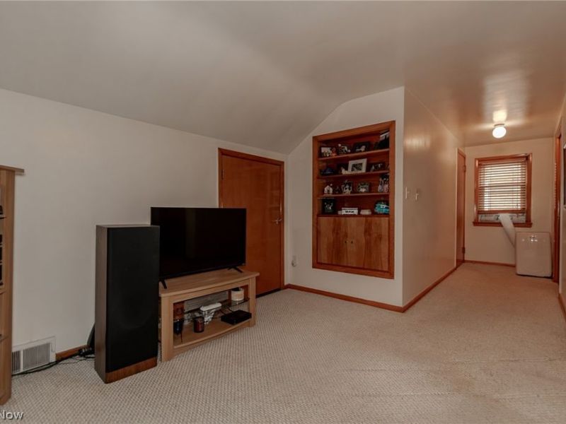 891 Roland Road, Lyndhurst, OH 44124 Photo 33