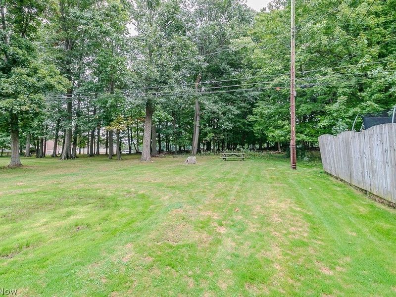 891 Roland Road, Lyndhurst, OH 44124 Photo 6