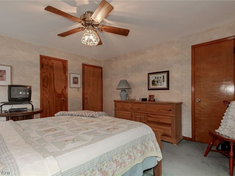 891 Roland Road, Lyndhurst, OH 44124 Photo 8