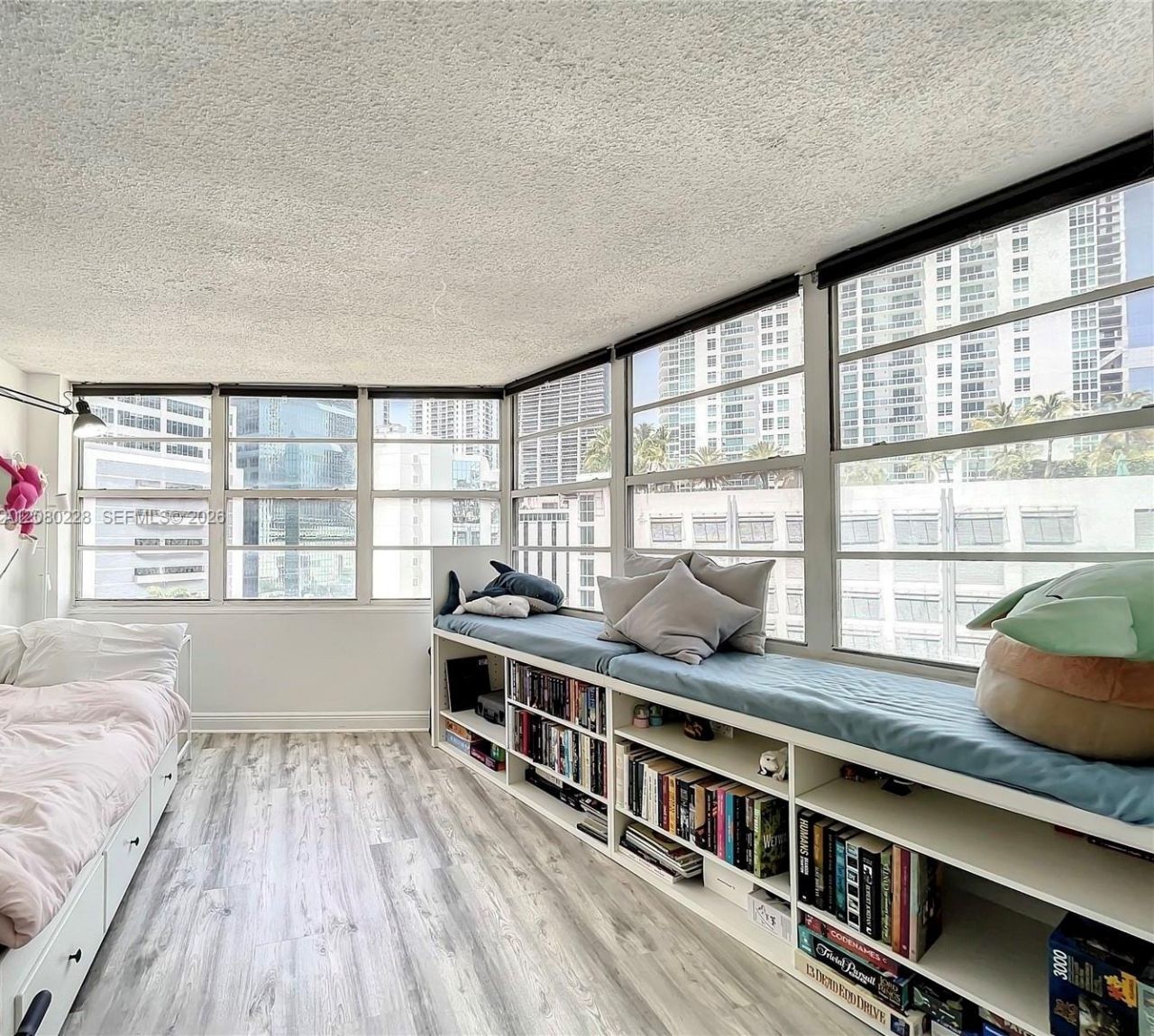 999 Brickell Bay Dr , Unit 1010, Miami, FL 33131 Photo