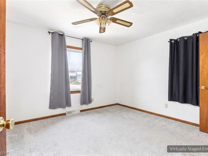 4747 Southwood Drive, Brooklyn, OH 44144 Photo 14