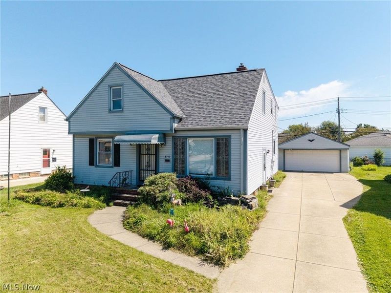 4747 Southwood Drive, Brooklyn, OH 44144 Photo 3
