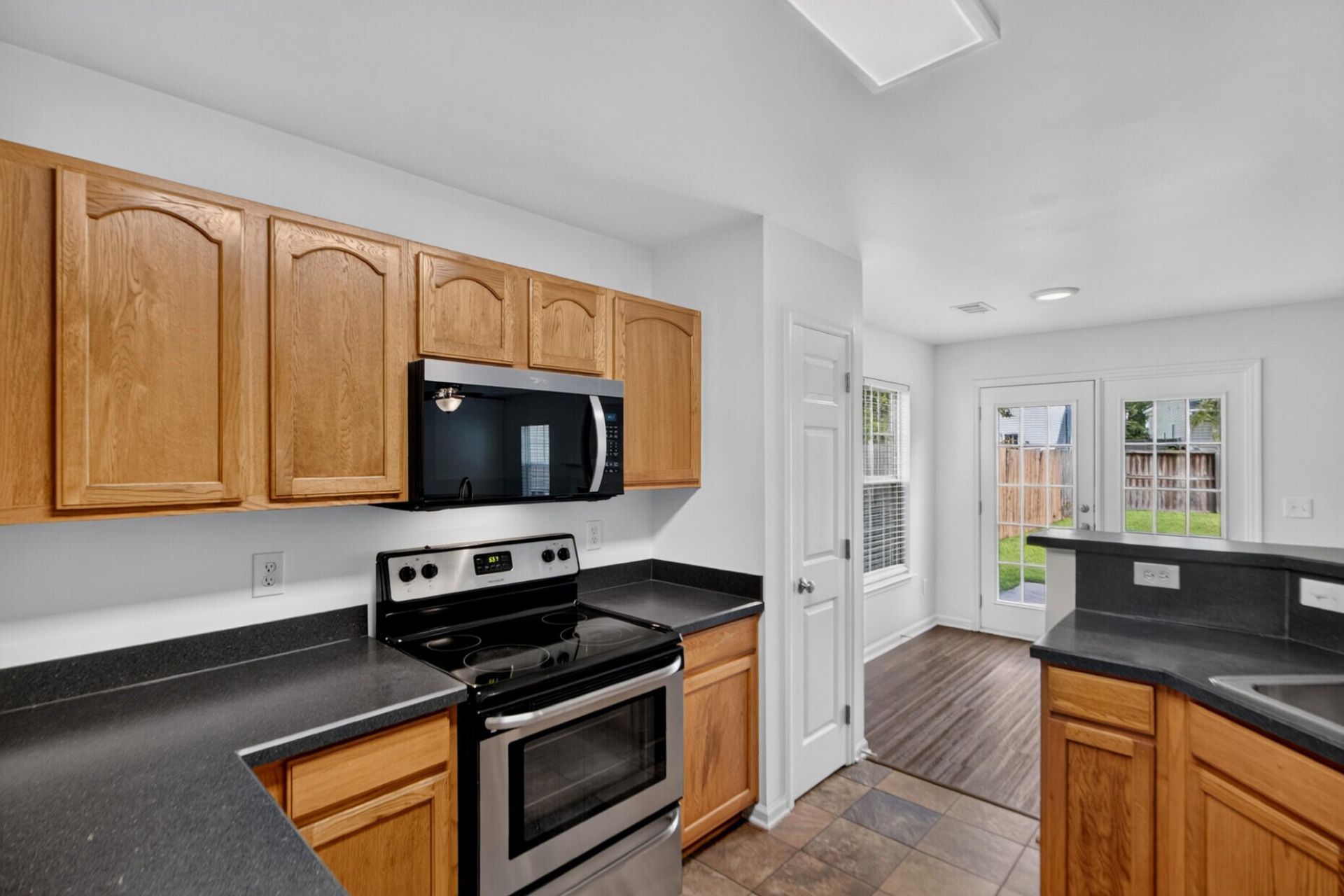 121 Mockernut Drive Photo 6