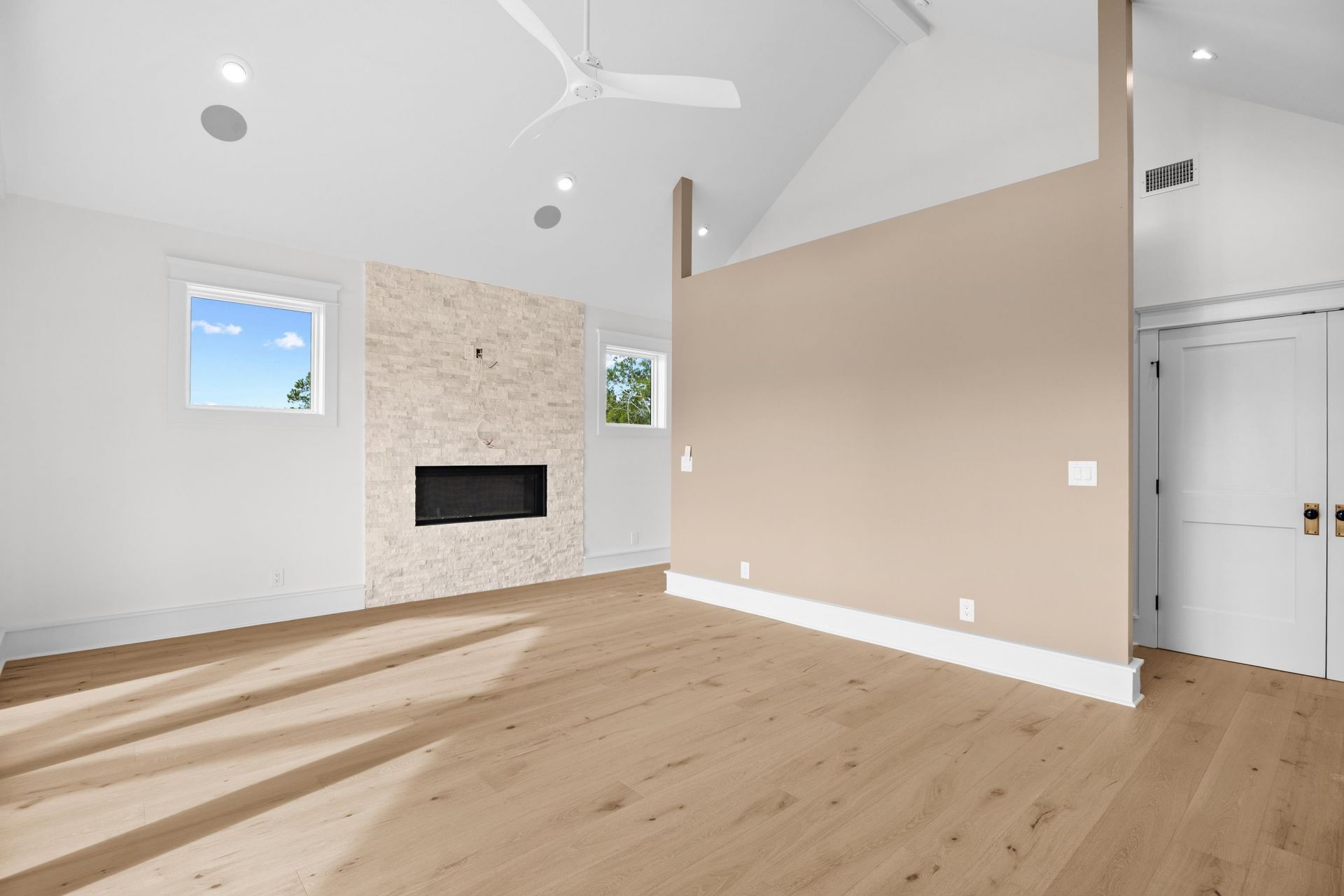 165 Melton Ave. Photo 28