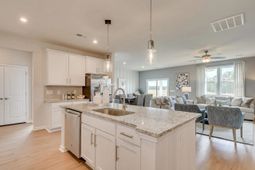 142 Cascade Dr.  photo 4