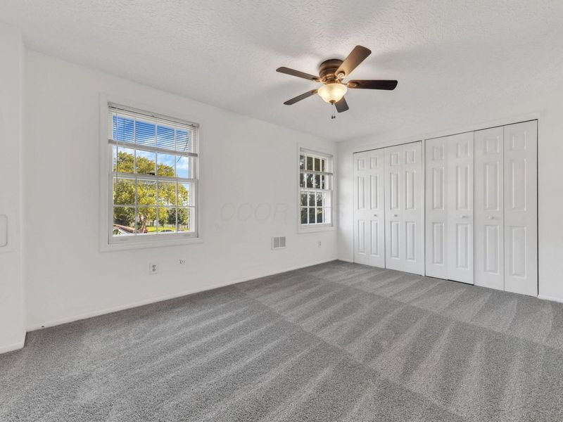 631 Simbury Street, Columbus, OH 43228 Photo 18