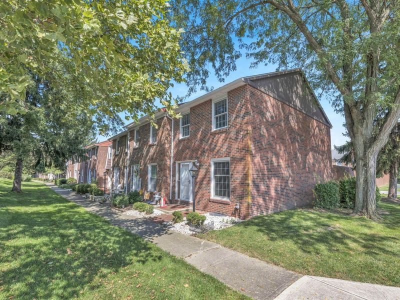 631 Simbury Street, Columbus, OH 43228 Photo 29
