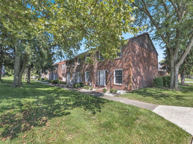 631 Simbury Street, Columbus, OH 43228 Photo 30
