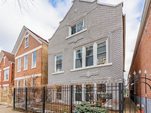 2749 S Trumbull Avenue , Chicago, IL 60623