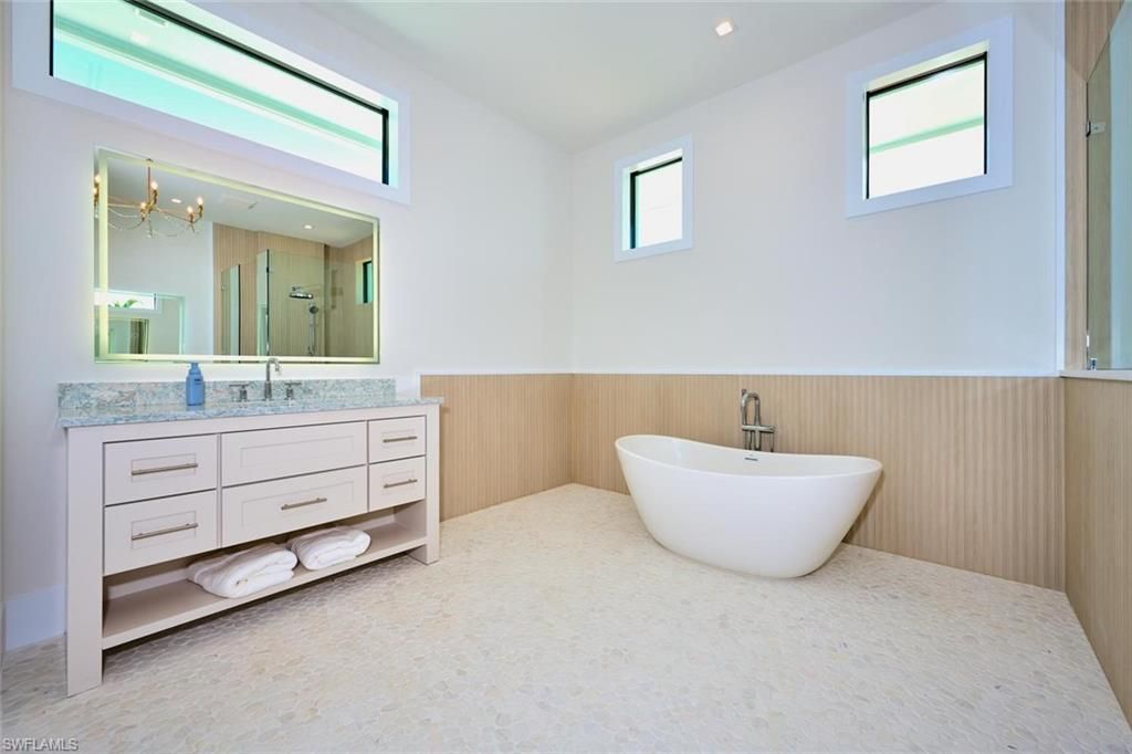 938 San Carlos Dr , Fort Myers Beach, FL 33931 Photo