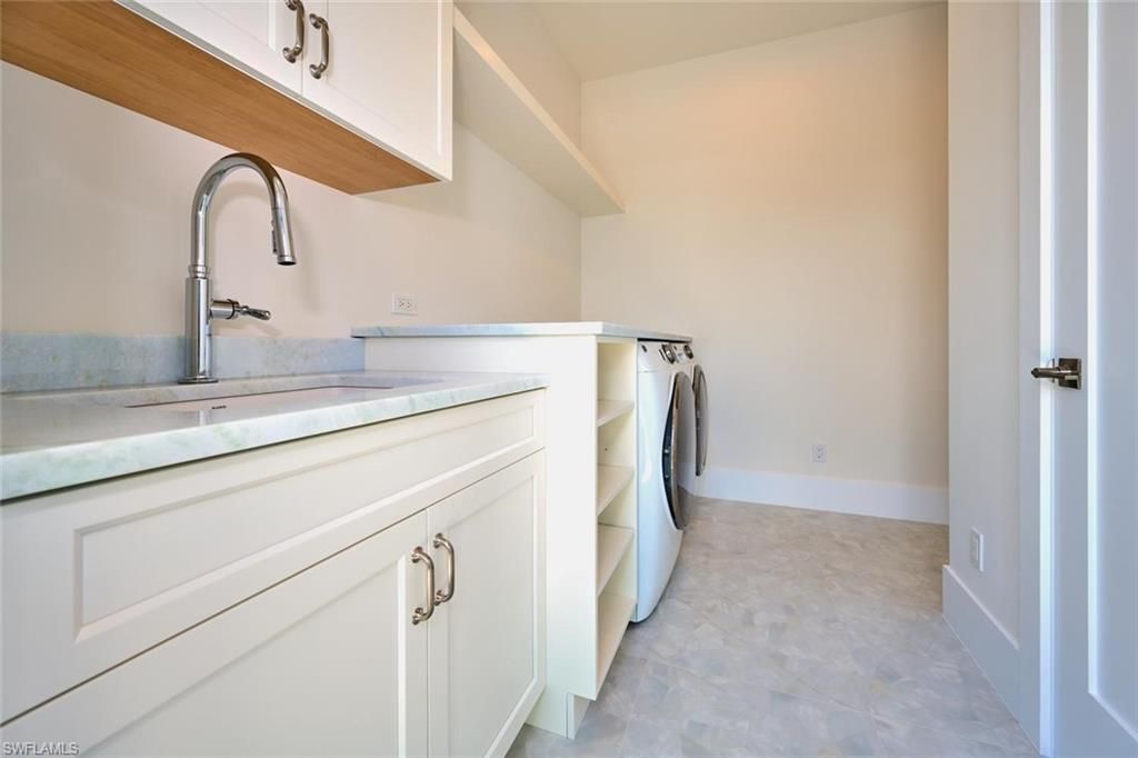 938 San Carlos Dr , Fort Myers Beach, FL 33931 Photo