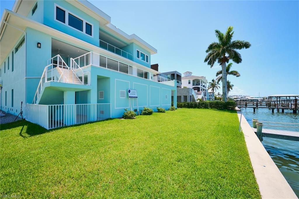 938 San Carlos Dr , Fort Myers Beach, FL 33931 Photo