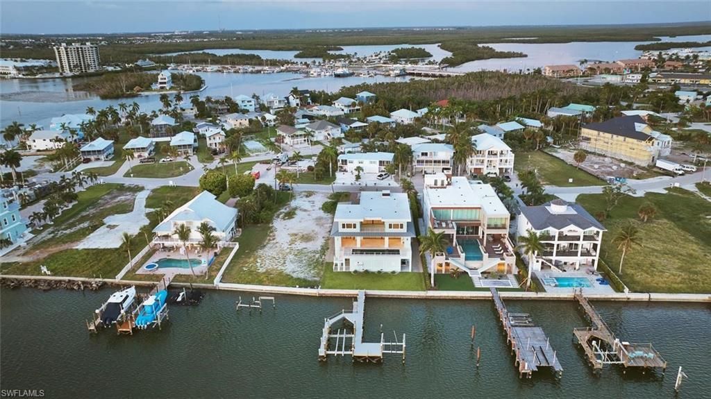938 San Carlos Dr , Fort Myers Beach, FL 33931 Photo