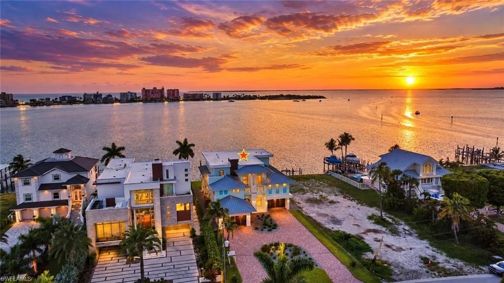 938 San Carlos Dr, Fort Myers Beach, FL 33931 Photo