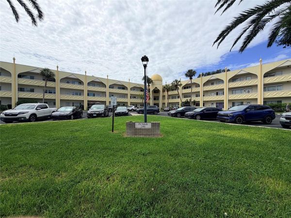 2361 ECUADORIAN WAY , Unit 17, CLEARWATER, FL 33763