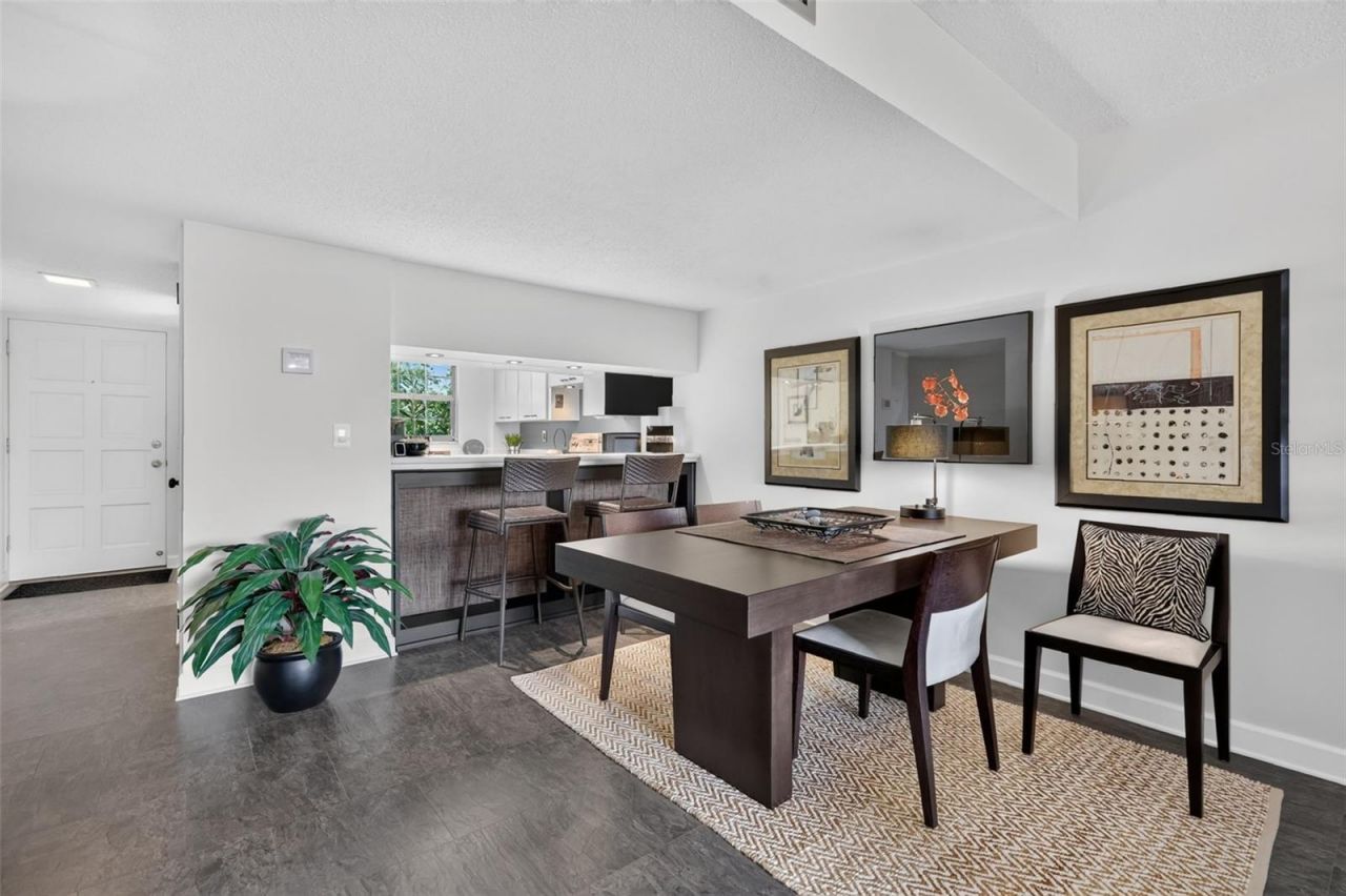 101 N Grandview Street, Unit 412, Mount Dora, FL 32757 Photo